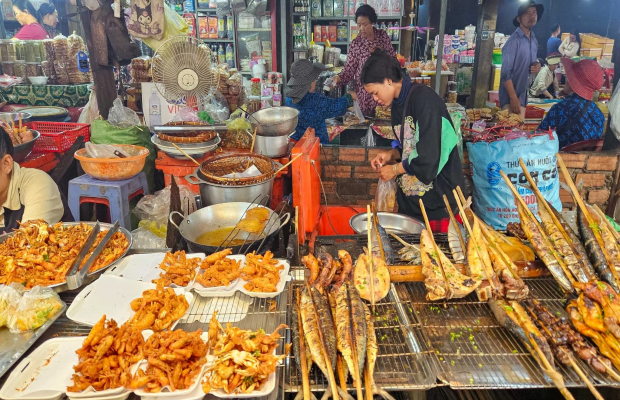 From Phnom Penh to Kampot Day Trip to Beautiful place with Guide